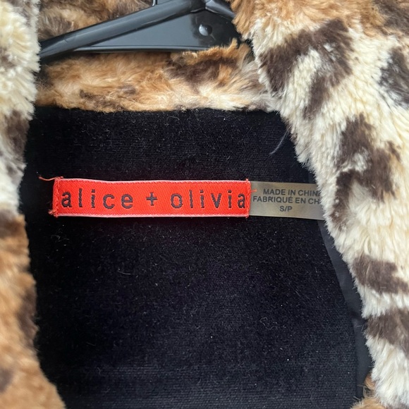 ALICE + OLIVIA Pali Faux Fur Leopard Print Jacket Size Small - Picture 8 of 10